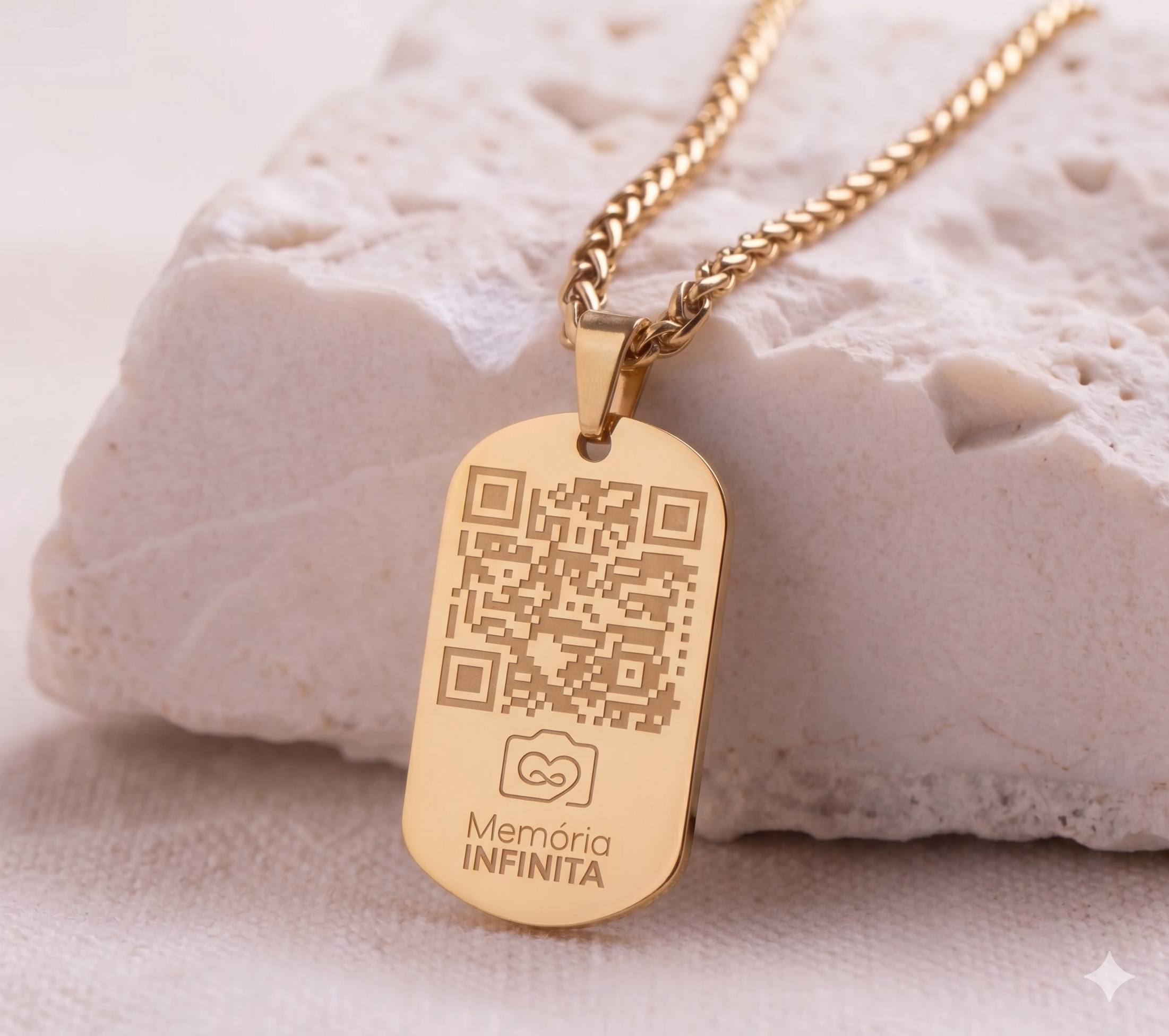 Collar con QR